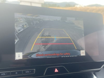 2024 Toyota Venza LE