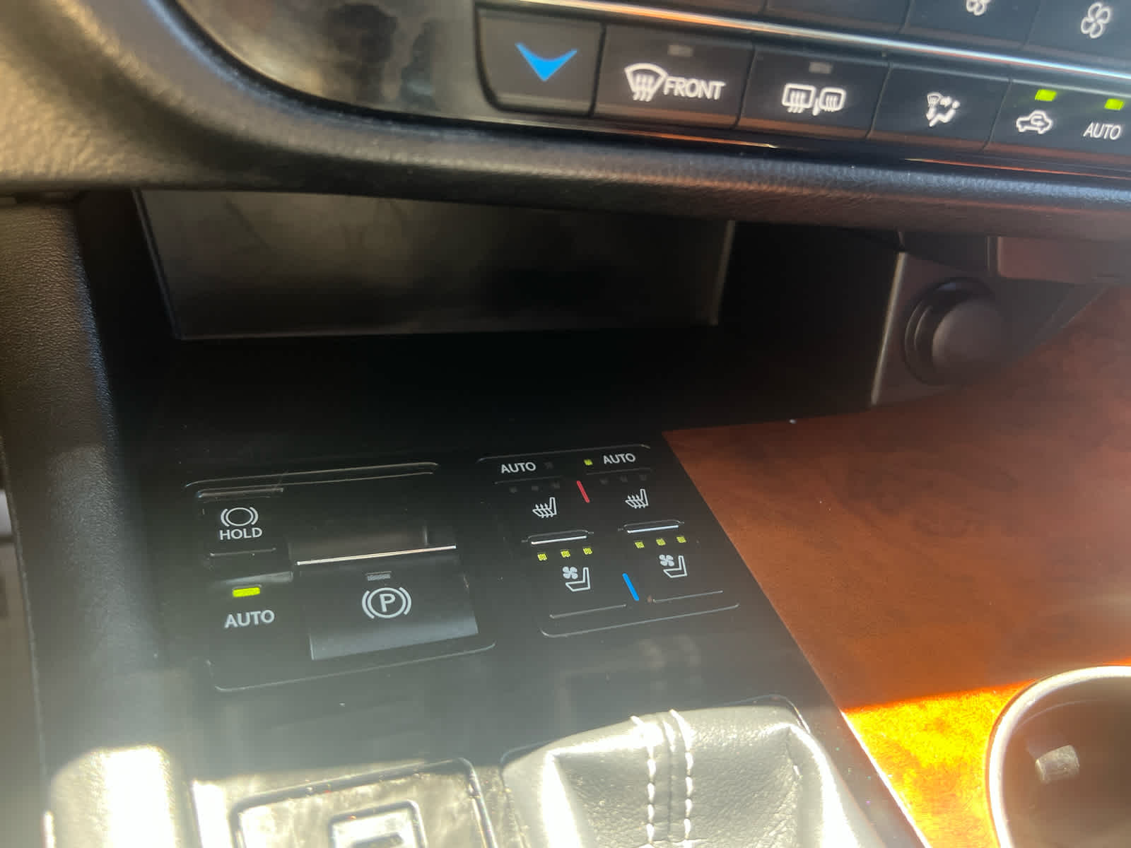 2019 Lexus RX RX 450hL Premium