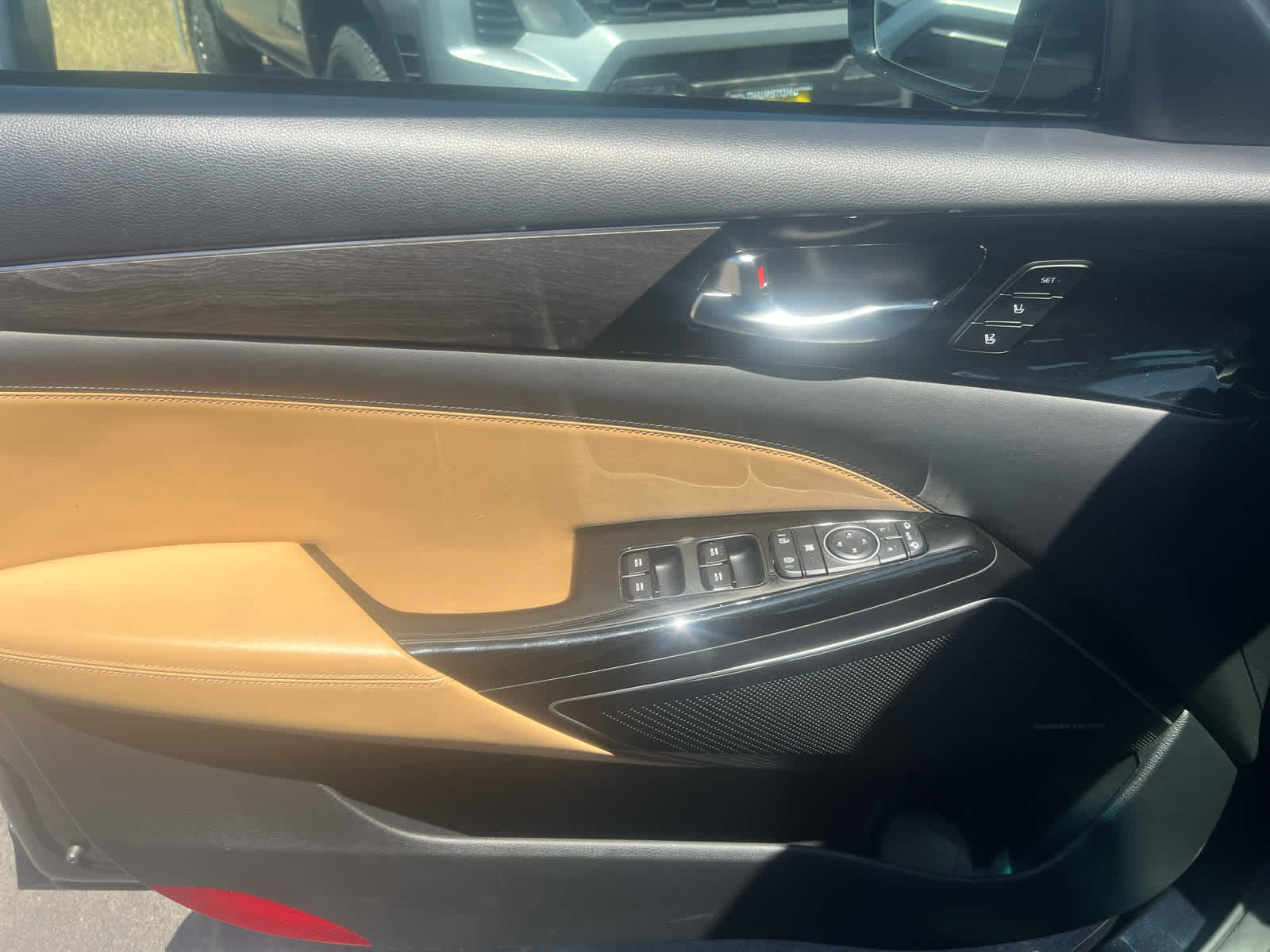 2020 Kia Cadenza Limited