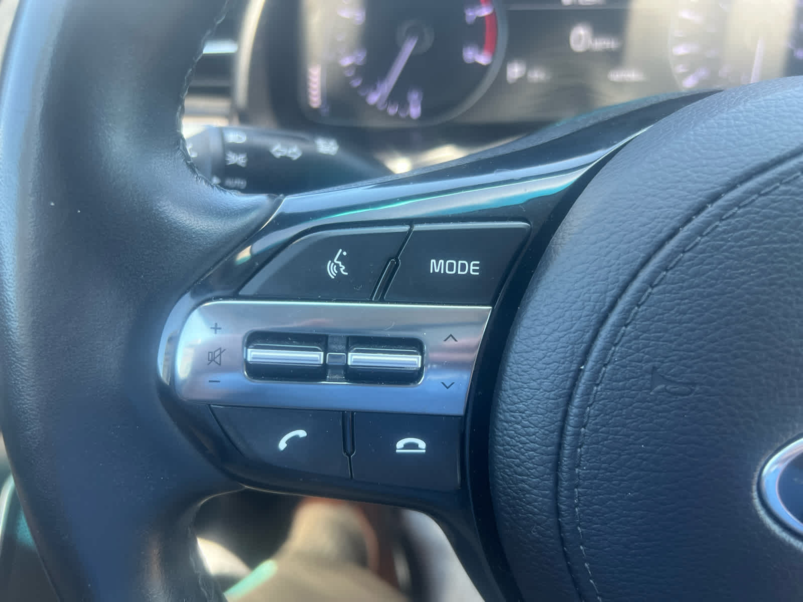 2020 Kia Cadenza Limited