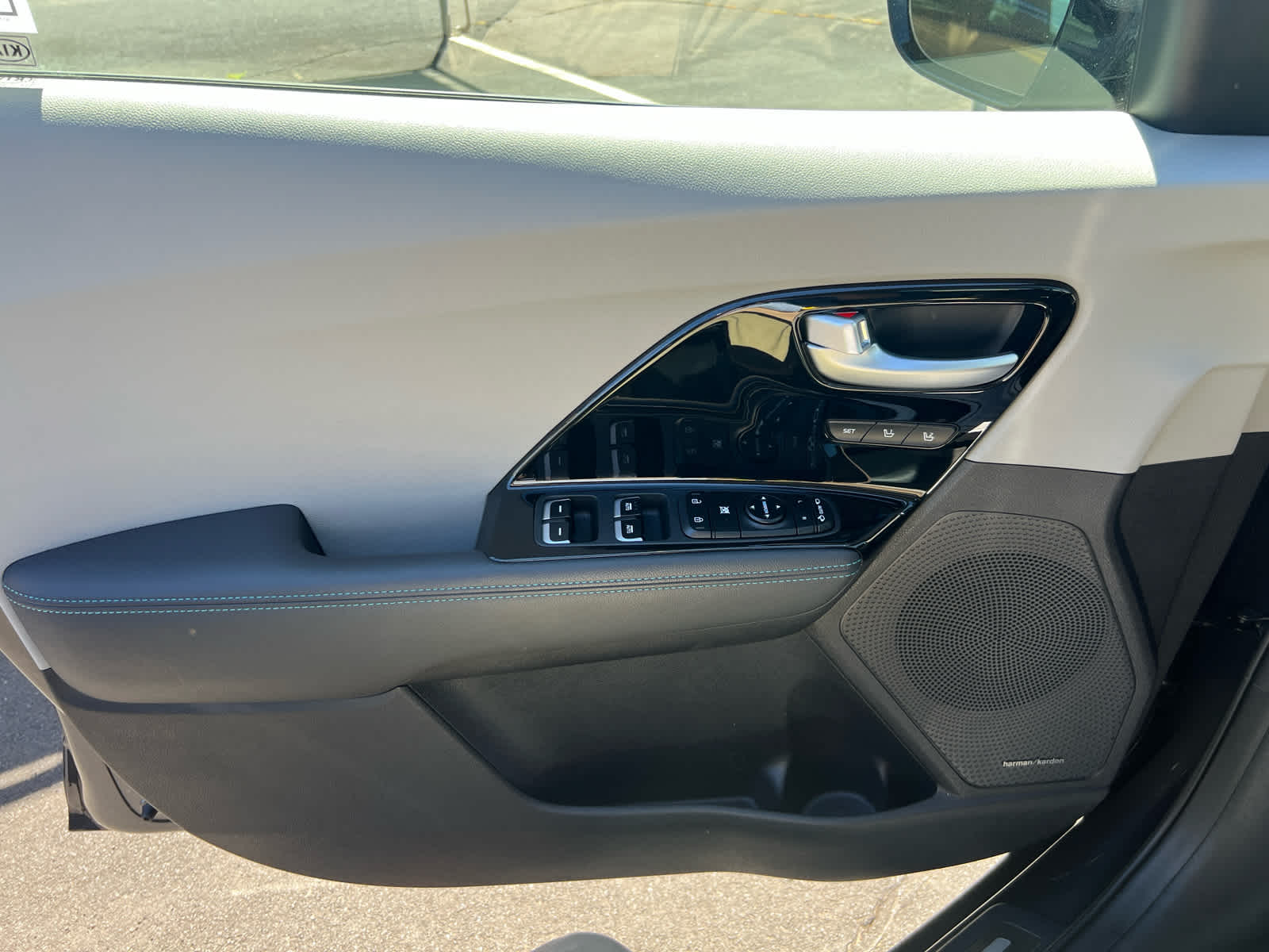 2018 Kia Niro Plug-In Hybrid EX Premium