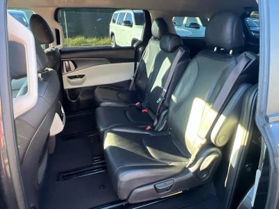 2023 Kia Carnival LX