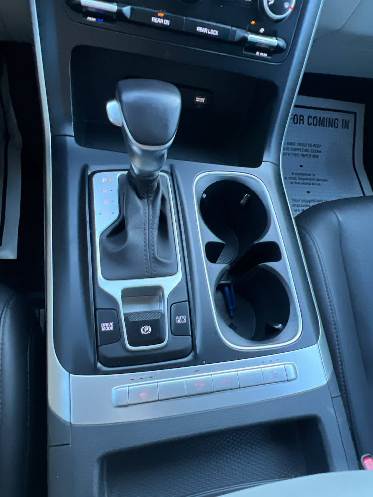 2023 Kia Carnival LX