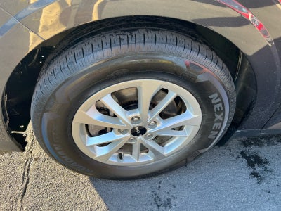 2023 Kia Carnival LX