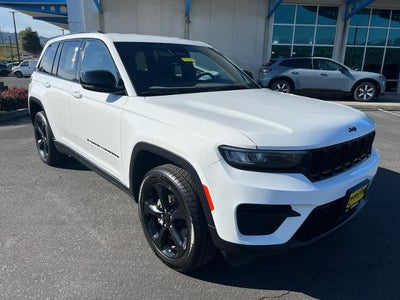 2023 Jeep Grand Cherokee Altitude 4x4
