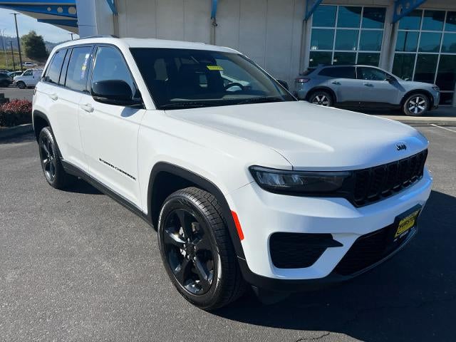2023 Jeep Grand Cherokee Altitude 4x4