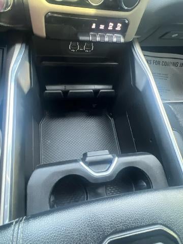 2021 RAM 1500 Laramie 4x4 Crew Cab 5'7" Box