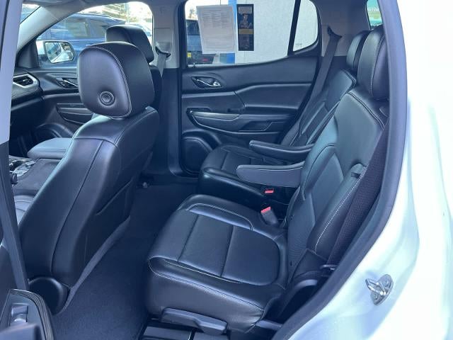 2023 GMC Acadia AWD SLT