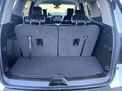 2023 GMC Acadia AWD SLT