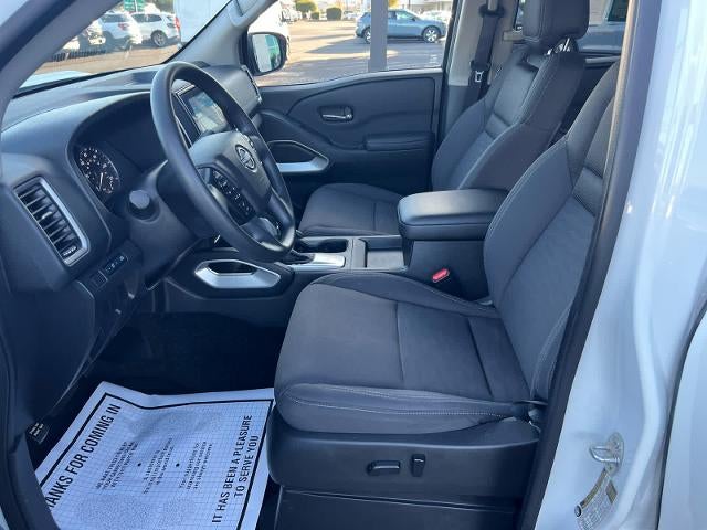 2023 Nissan Frontier Crew Cab 4x2 SV Auto