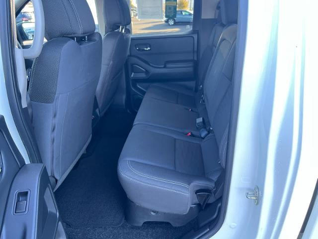 2023 Nissan Frontier Crew Cab 4x2 SV Auto