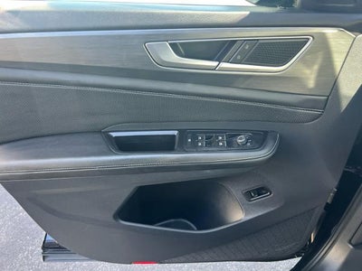 2024 Volkswagen Atlas Cross Sport 2.0T SE w/Technology 4MOTION