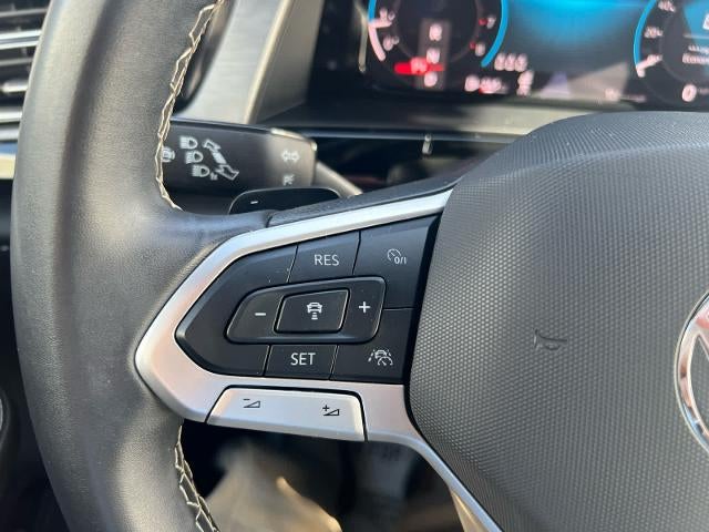 2024 Volkswagen Atlas Cross Sport 2.0T SE w/Technology 4MOTION