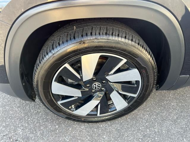 2024 Volkswagen Atlas Cross Sport 2.0T SE w/Technology 4MOTION