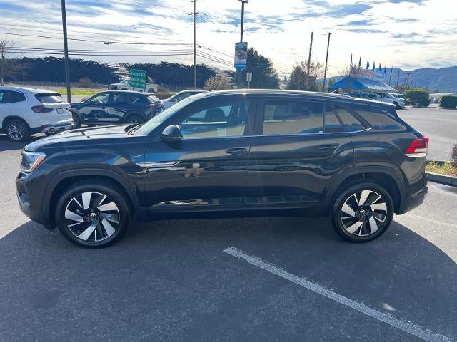 2024 Volkswagen Atlas Cross Sport 2.0T SE w/Technology 4MOTION