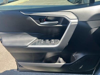 2025 Toyota RAV4 XLE AWD (Natl)