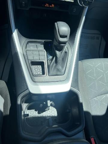 2025 Toyota RAV4 XLE AWD (Natl)