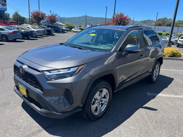 2025 Toyota RAV4 XLE AWD (Natl)