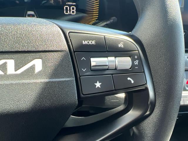 2025 Kia K4 LXS FWD