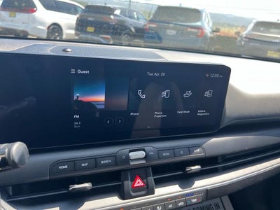 2025 Kia K4 LXS FWD