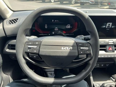 2025 Kia K4 LXS FWD