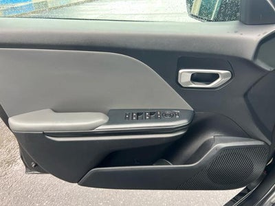 2025 Kia K4 LXS FWD