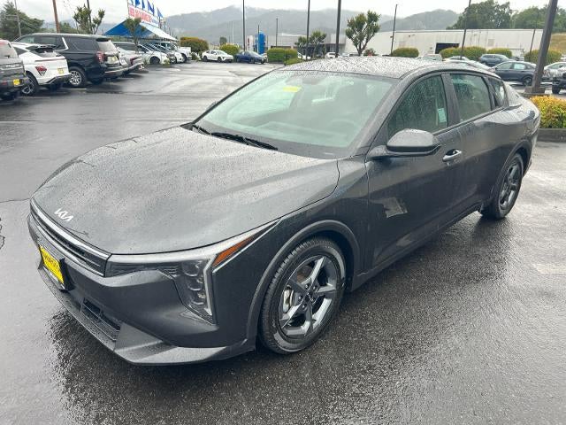 2025 Kia K4 LXS FWD