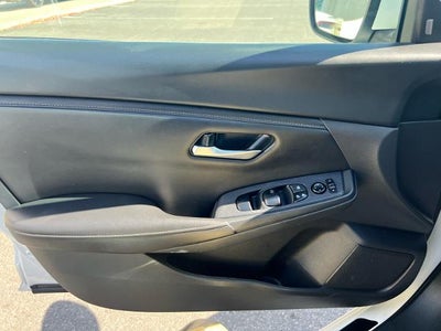 2024 Nissan Sentra SV CVT