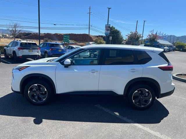 2024 Nissan Rogue AWD SV