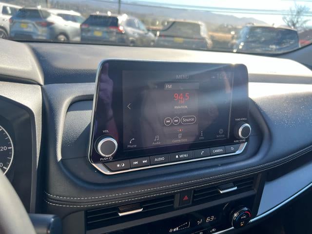 2025 Nissan Rogue AWD SV