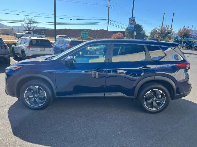 2025 Nissan Rogue AWD SV