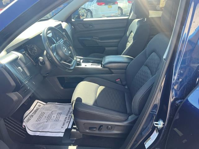 2024 Nissan Pathfinder SV 2WD