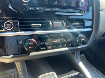 2024 Nissan Pathfinder SV 2WD