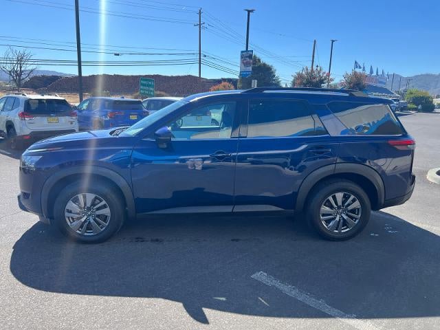 2024 Nissan Pathfinder SV 2WD