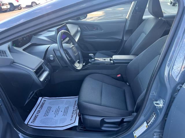 2023 Toyota Prius LE (Natl)