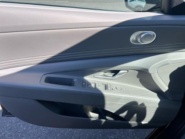 2025 Hyundai ELANTRA SEL Convenience IVT