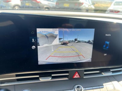 2025 Hyundai ELANTRA SEL Convenience IVT