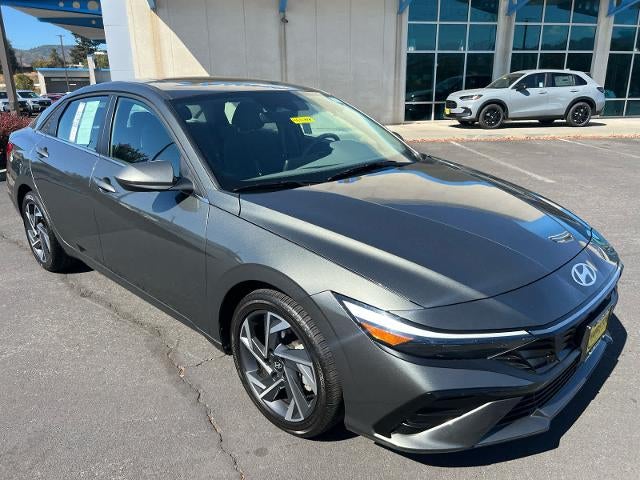 2025 Hyundai ELANTRA SEL Convenience IVT