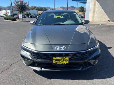 2025 Hyundai ELANTRA SEL Convenience IVT