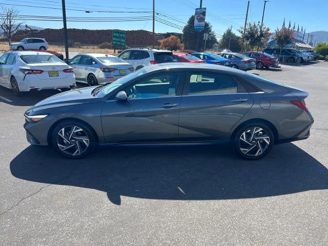2025 Hyundai ELANTRA SEL Convenience IVT
