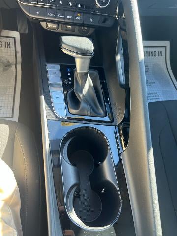 2025 Hyundai ELANTRA SEL Convenience IVT