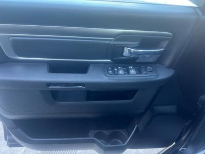 2024 RAM 1500 Classic Warlock 4x4 Crew Cab 5'7" Box