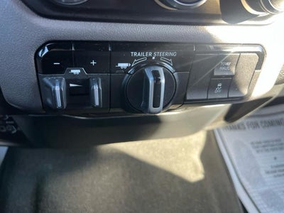 2023 RAM 1500 Big Horn 4x4 Crew Cab 6'4" Box