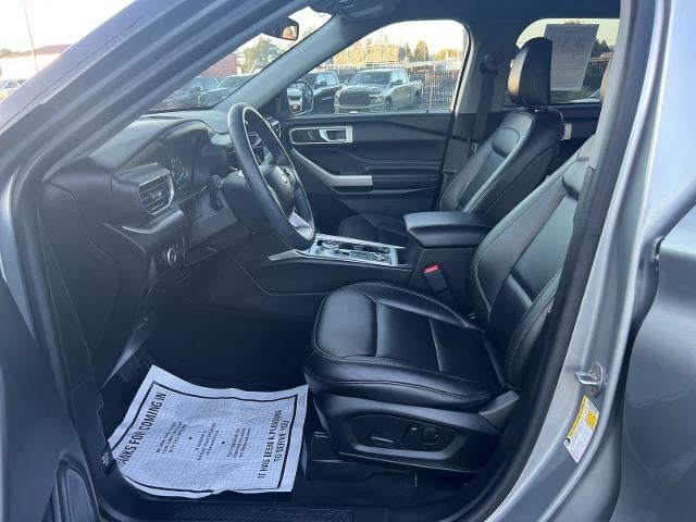 2023 Ford Explorer XLT 4WD