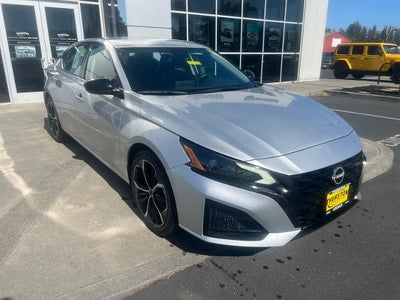 2023 Nissan Altima 2.5 SR Sedan