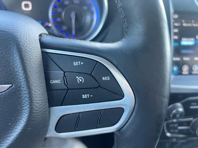 2017 Chrysler 300 300C RWD