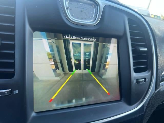 2017 Chrysler 300 300C RWD