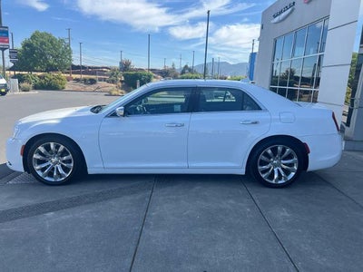 2017 Chrysler 300 300C RWD