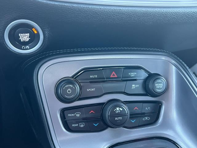 2023 Dodge Challenger SXT RWD