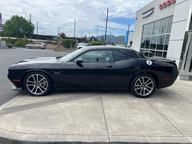 2023 Dodge Challenger R/T RWD